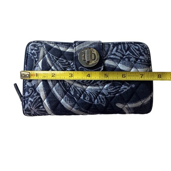 Vera Bradley Quilted Crossbody Bag & Wallet Set In Blue Pattern Retired - Picture 10 of 11